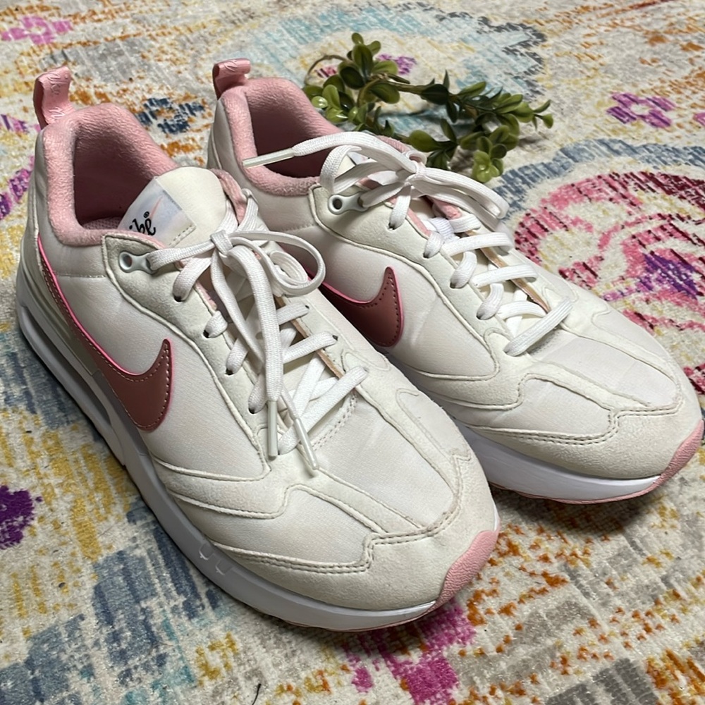 Nike Air Max Dawn Pink 7 Youth - Picture 2 of 11